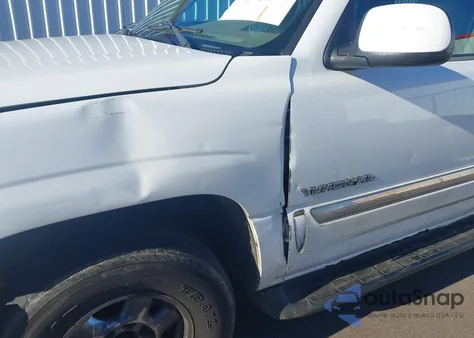 2003 GMC Yukon Xl 1500 Slt z USA, uszkodzony, nr VIN 3GKFK16Z93G184052